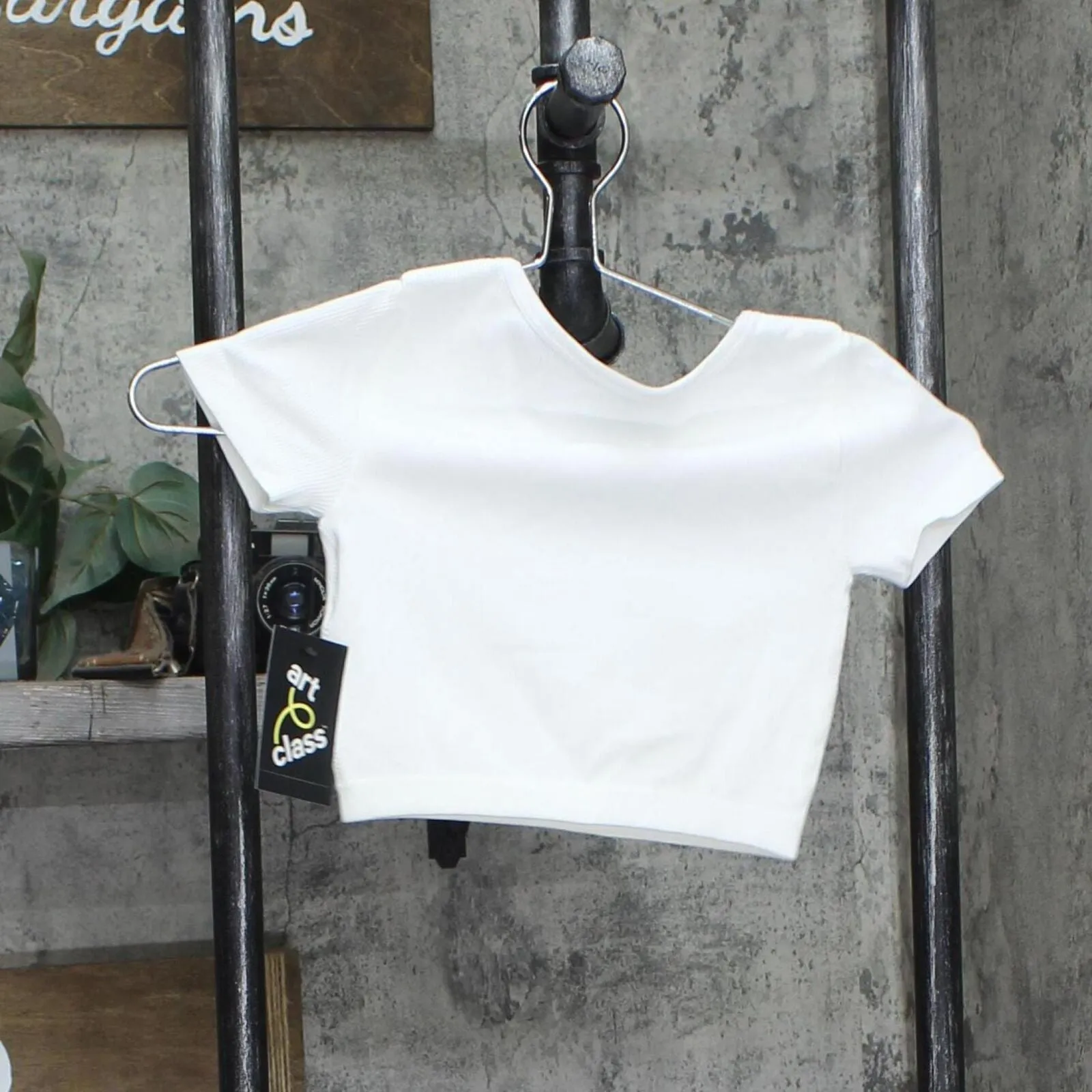 Art Class Girls Short Sleeve Scoop Neck Seamless Cropped Top 89736362