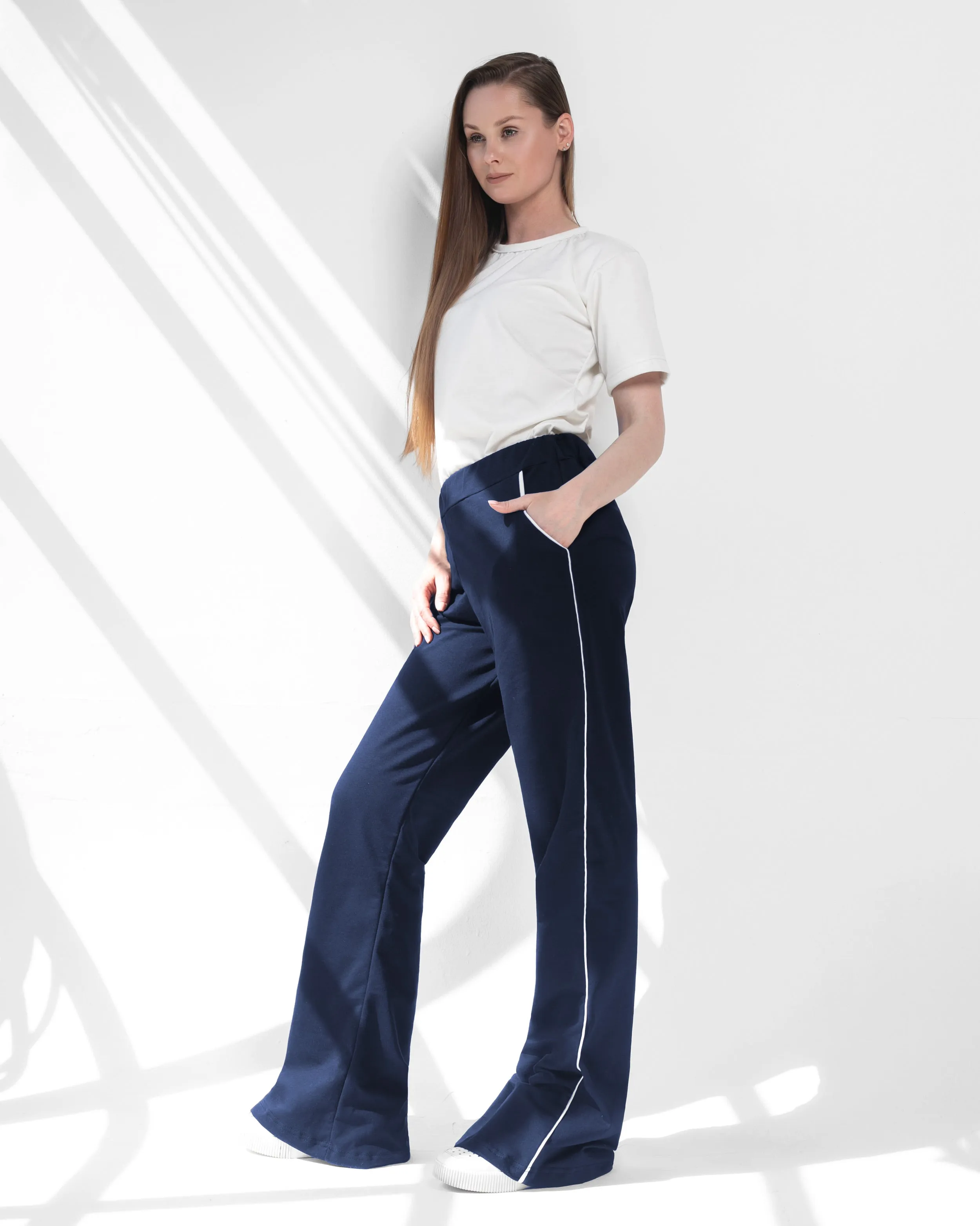 Contrast Piping Sweatpants