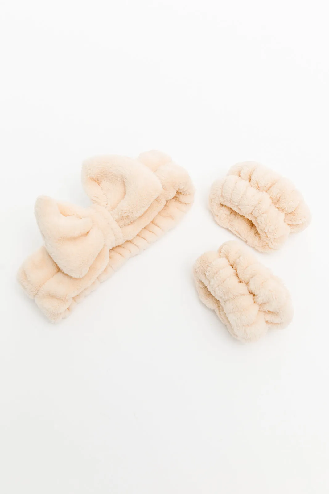 Effortless Days Stretchy Headband & Wristband Set in Tan - 6/12/2023