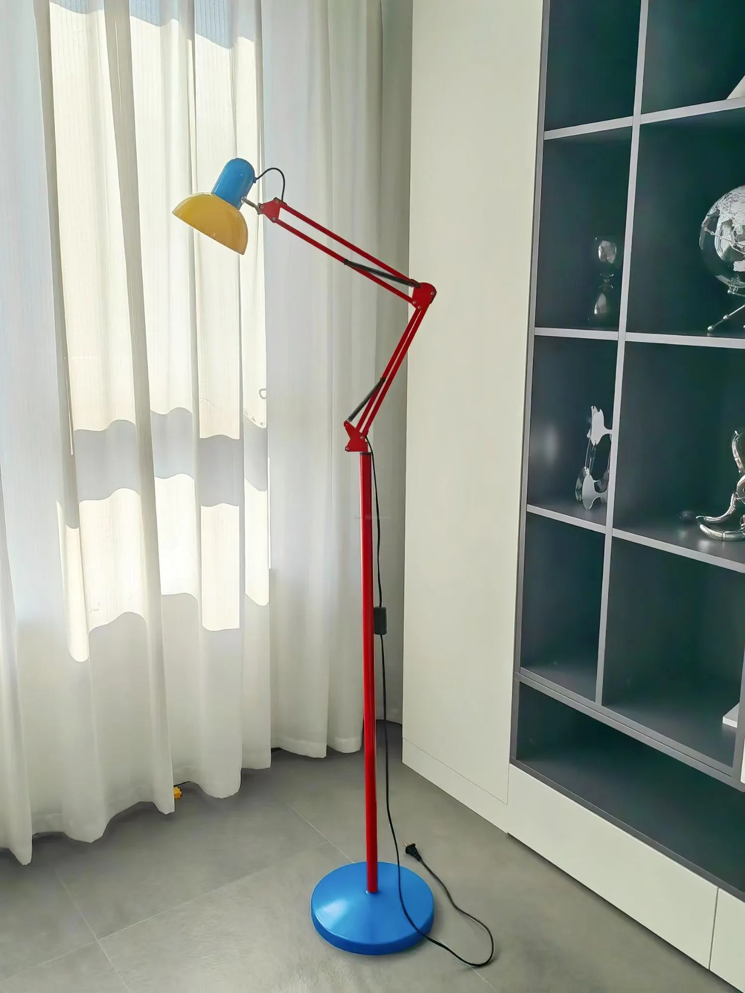 Flexi Bright Floor Lamp  ∅ 11″ Flexible