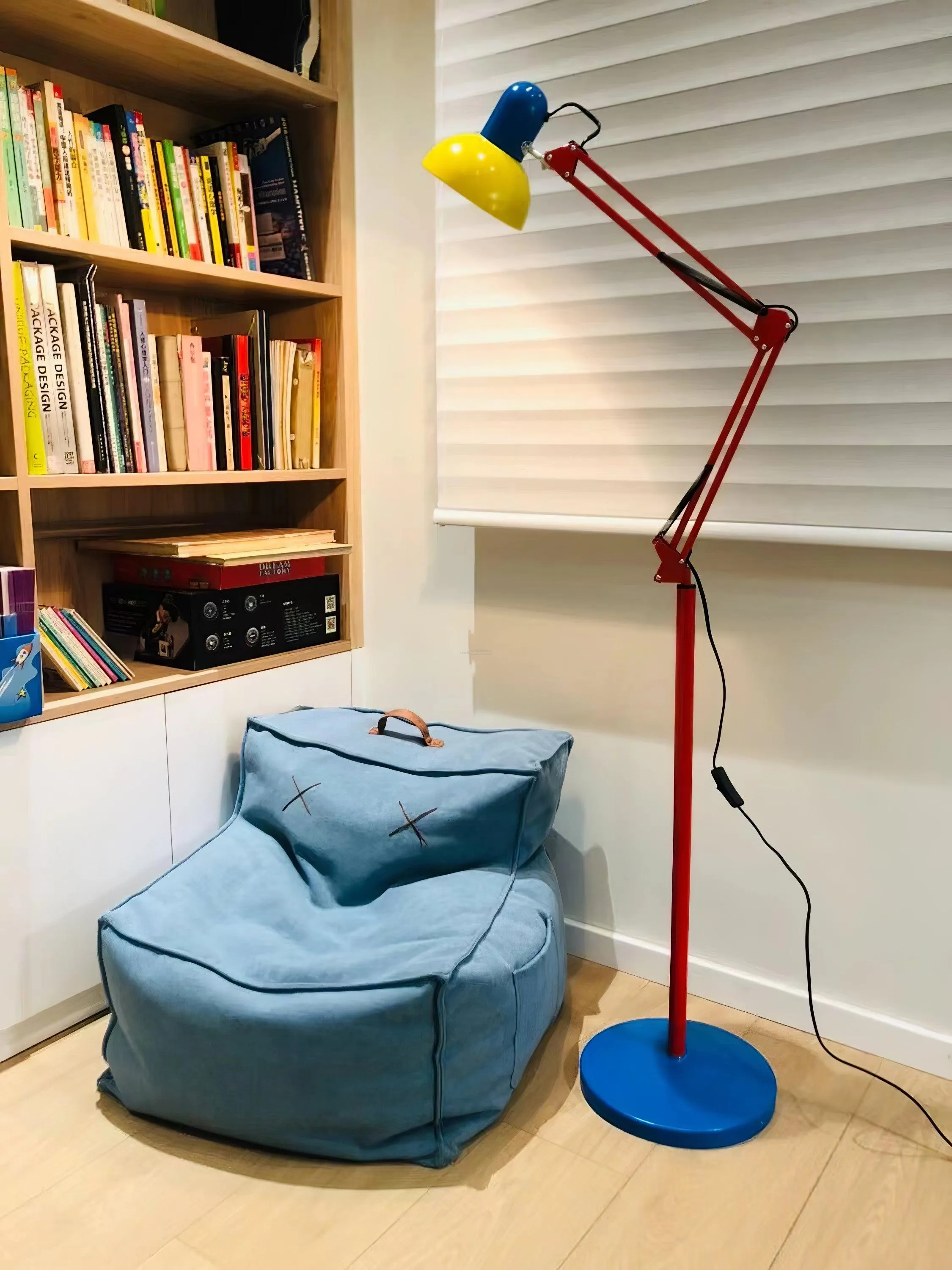 Flexi Bright Floor Lamp  ∅ 11″ Flexible