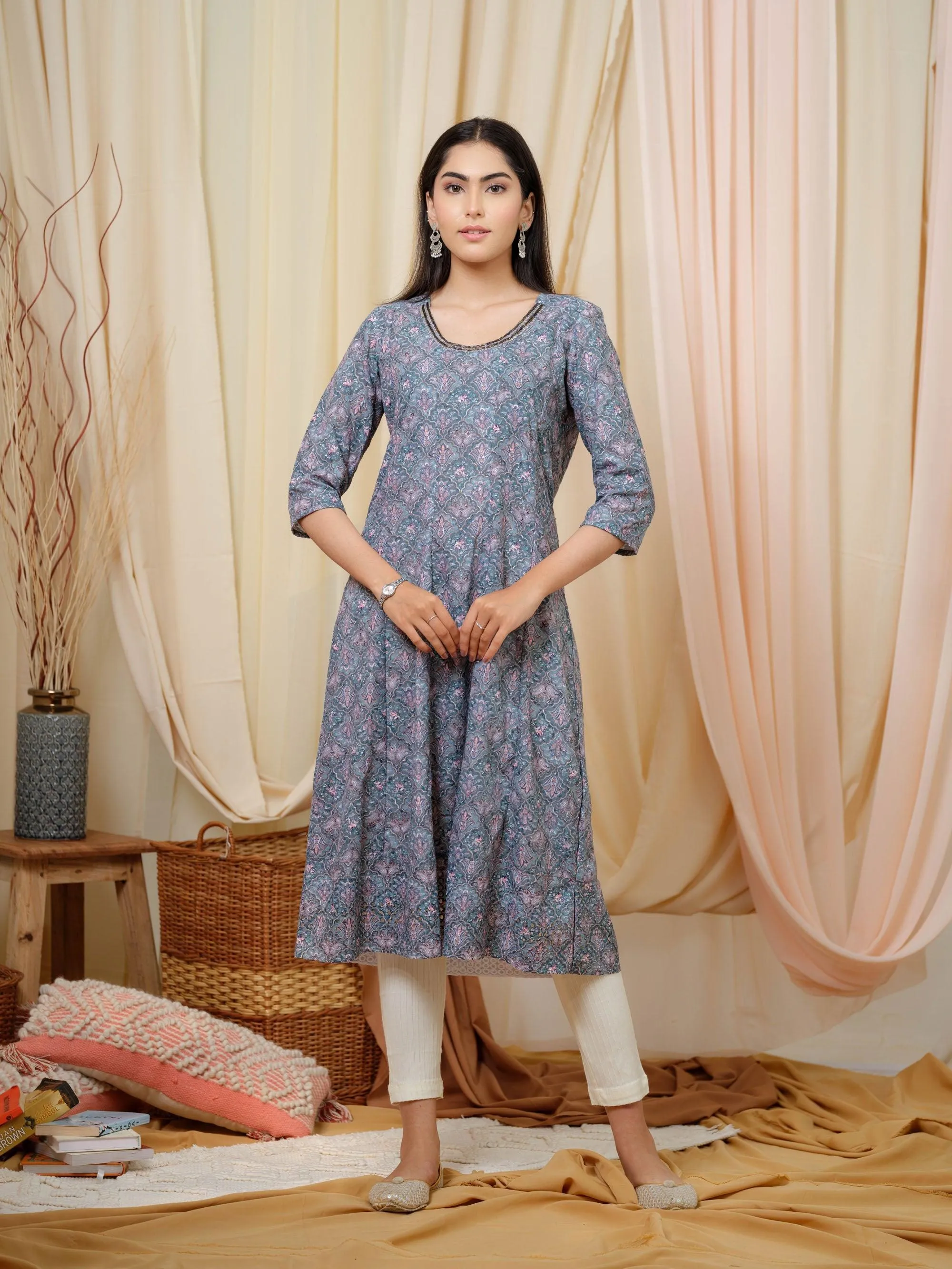 Kali kurta with a round neck and sequin detailing at neck