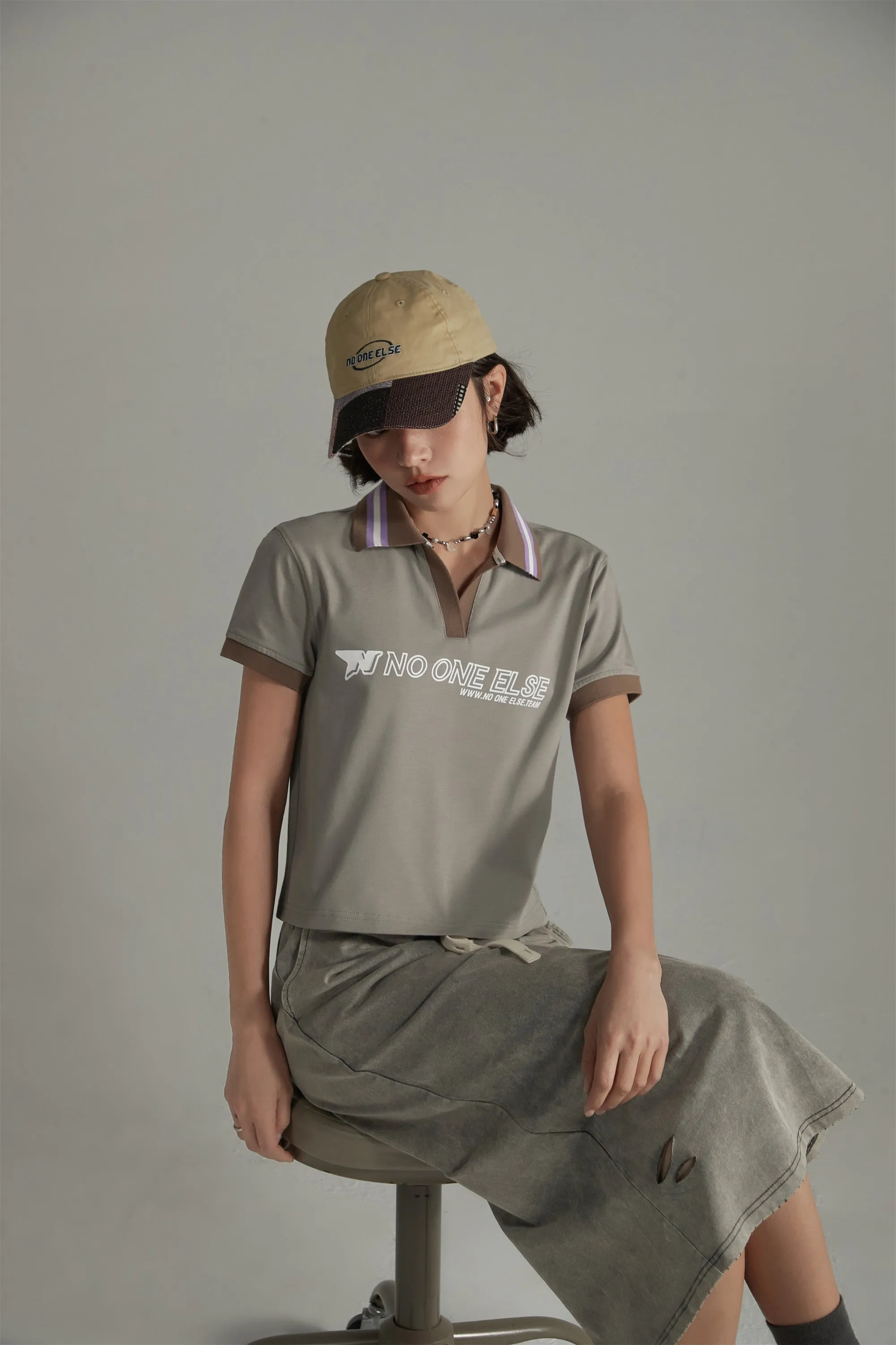 Open Collar Color Logo Sporty T-Shirt