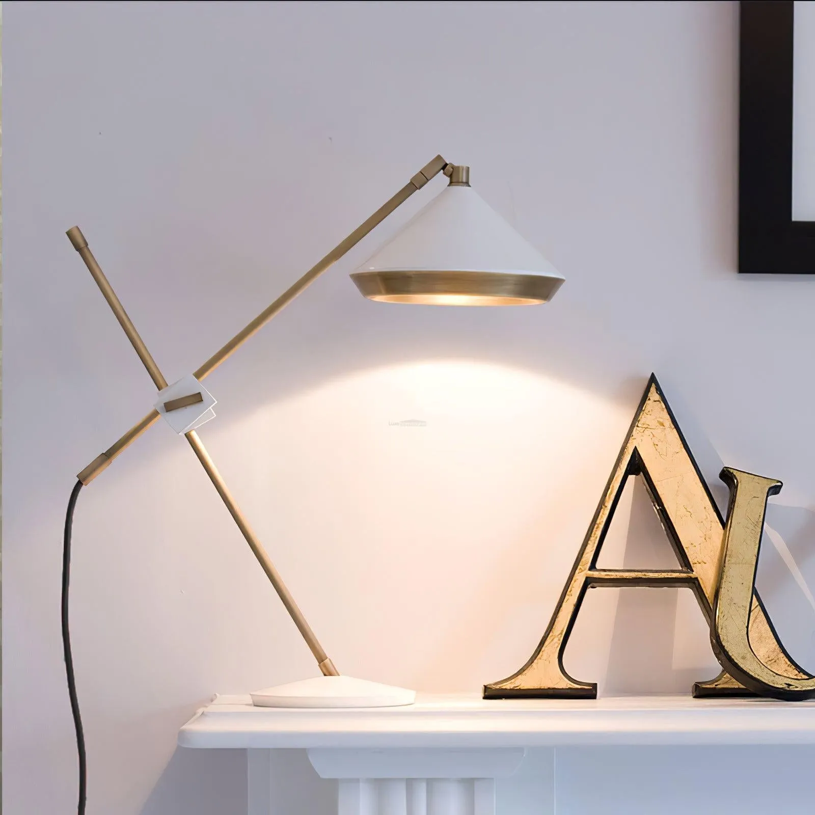 Shear Table Lamp ∅ 7.9″