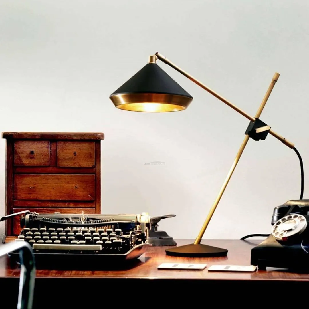 Shear Table Lamp ∅ 7.9″