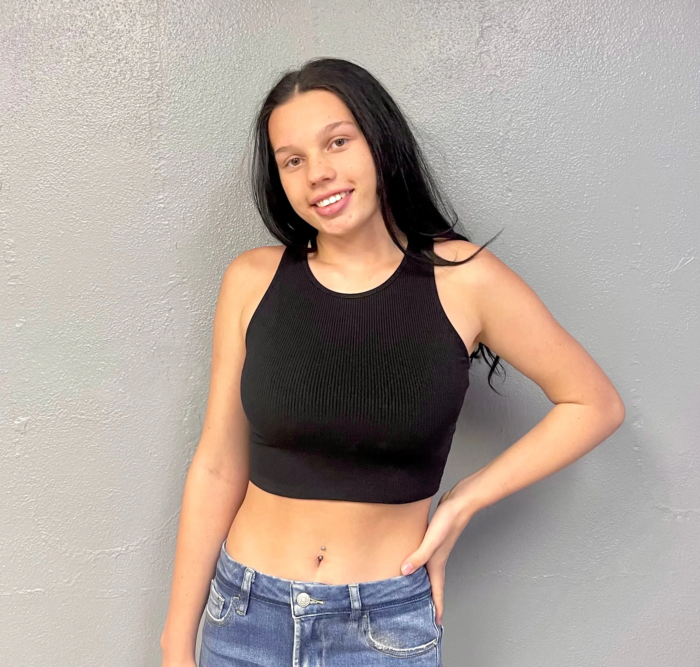 TIMING- Ribbed Crop Halter Top