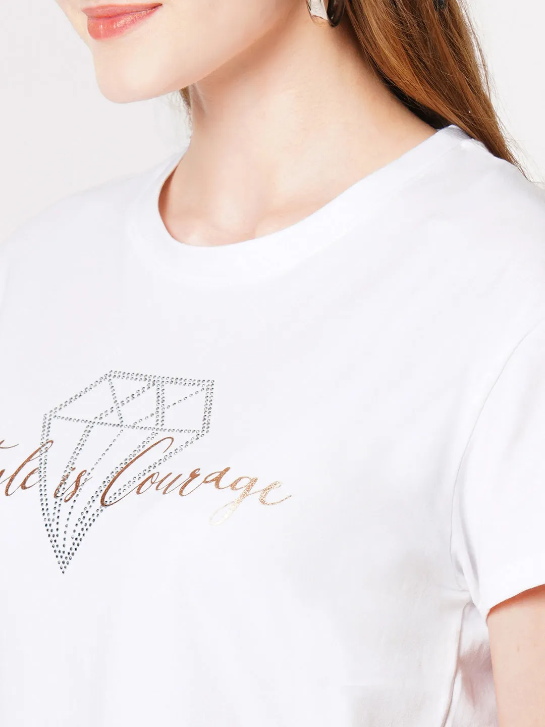 Women Typography & Chest Print Slim Fit Crop T-Shirt